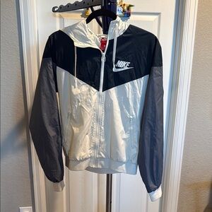 Nike old school windbreaker hooded zippered Jacket. Size Medium